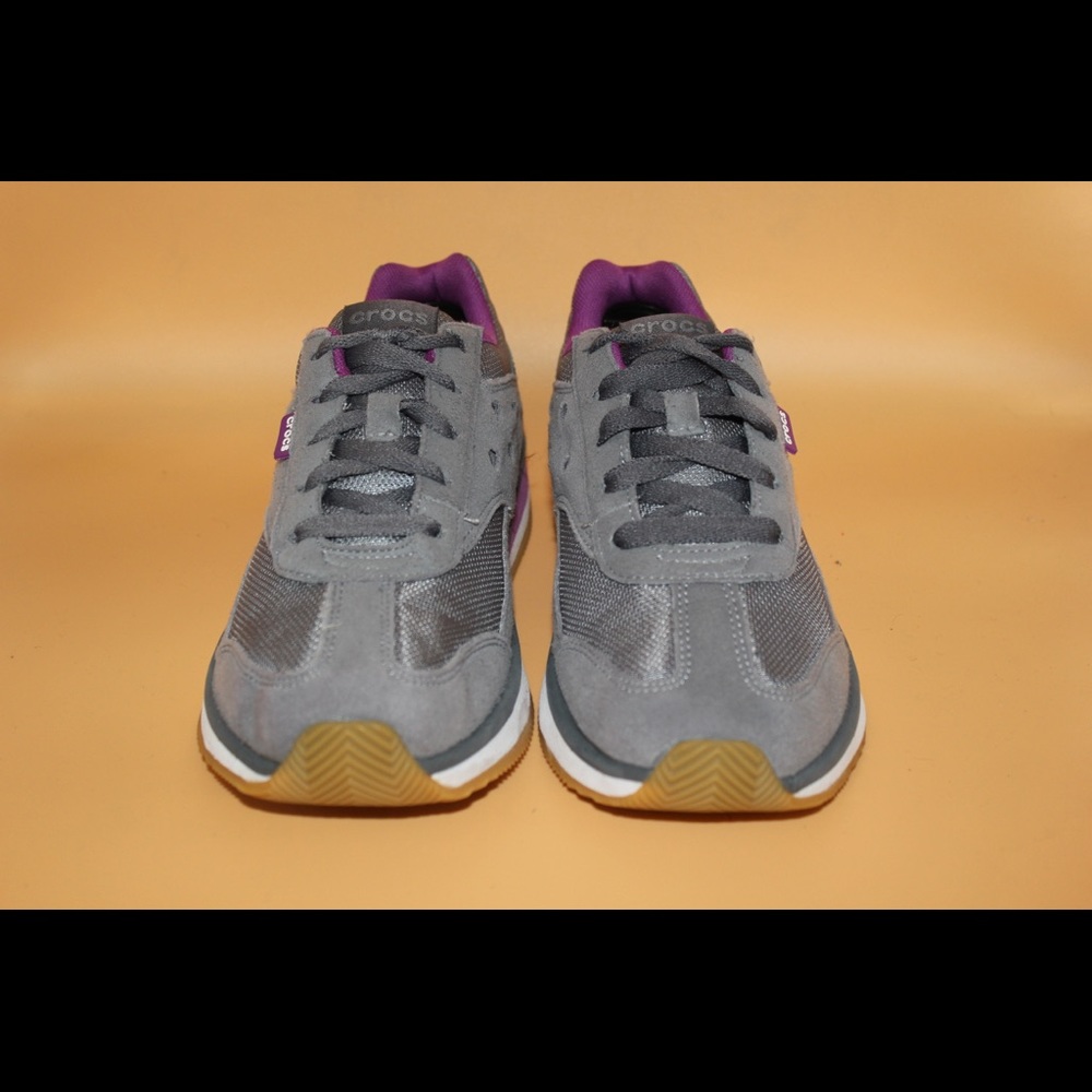 Crocs female shoes